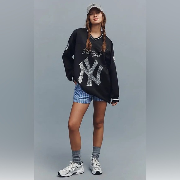 Anthropologie Black Graphic Women's Jersey - Picture 2 of 3